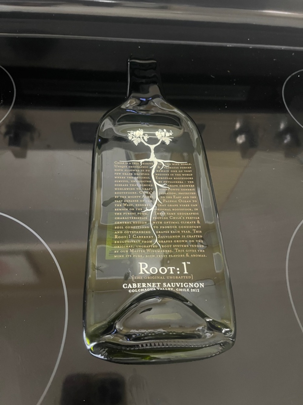 Root:1 Cabernet Sauvignon Flattened Bottle Spoon Rest - Green Glass